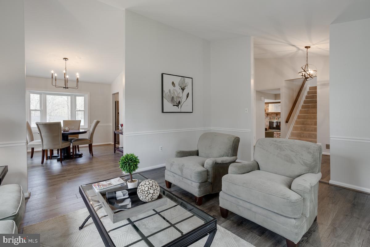 LAKEWOOD HILLS - Residential