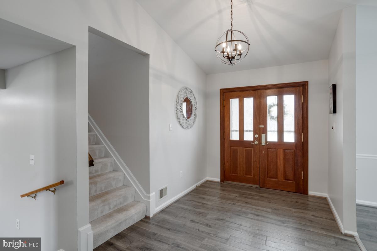 LAKEWOOD HILLS - Residential