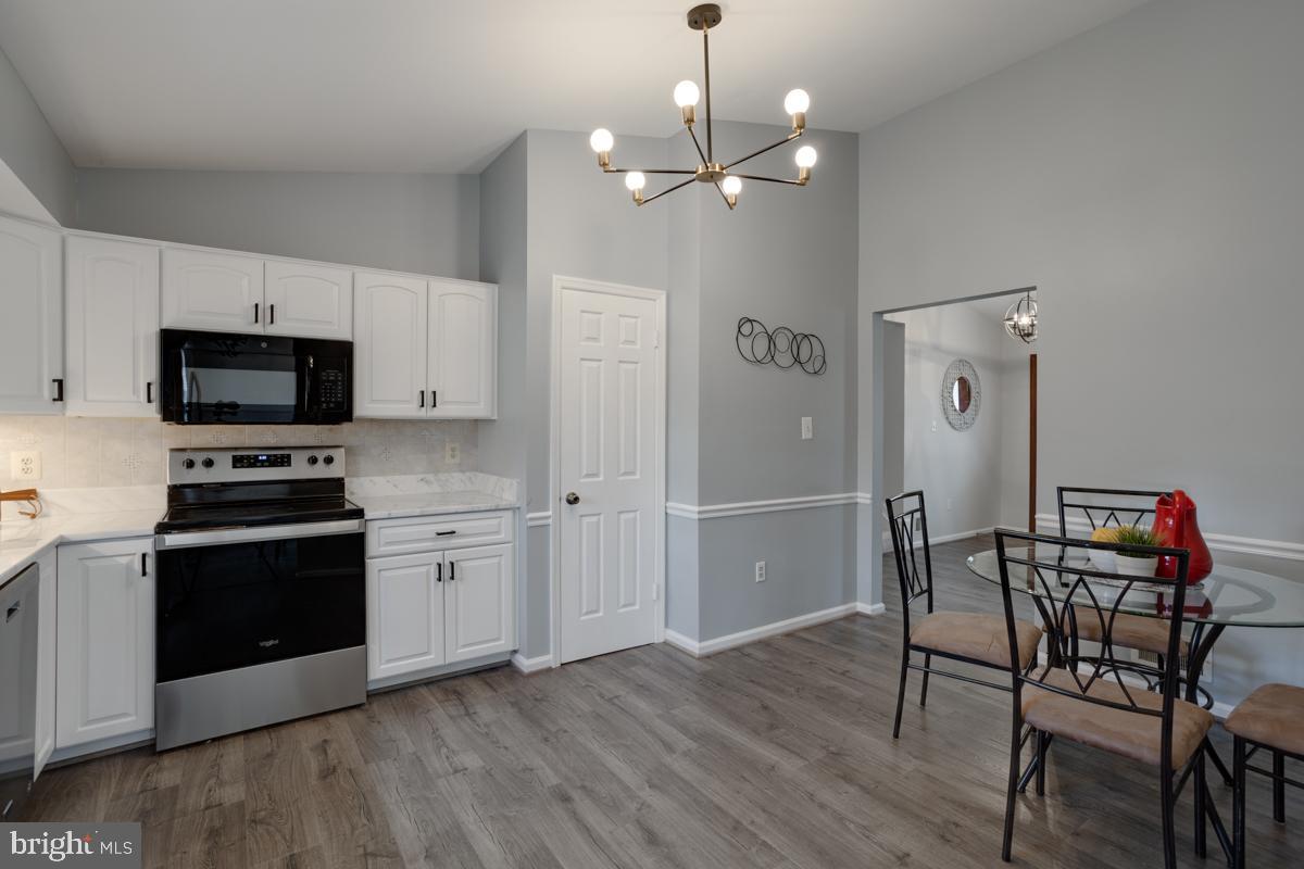 LAKEWOOD HILLS - Residential