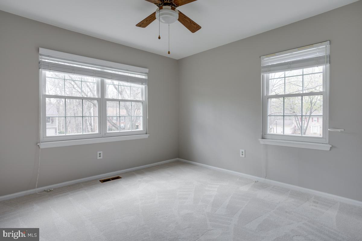 LAKEWOOD HILLS - Residential