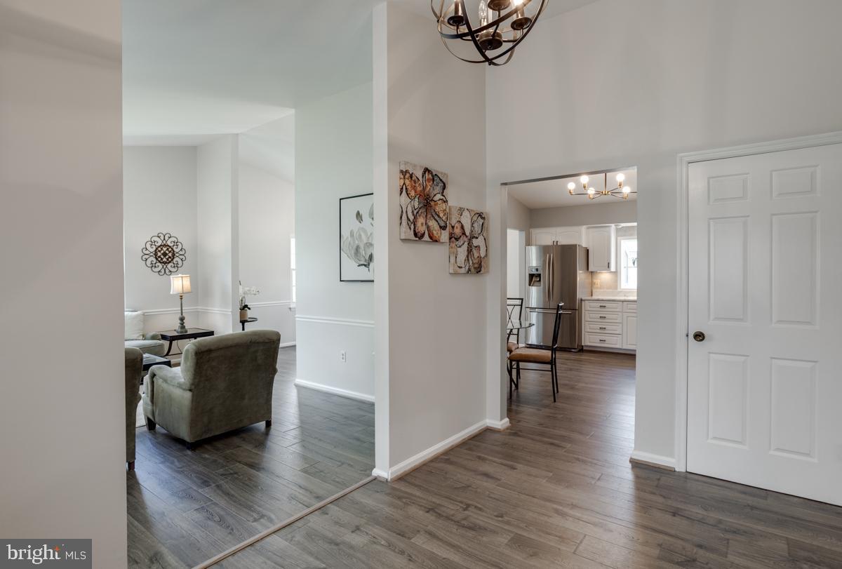 LAKEWOOD HILLS - Residential