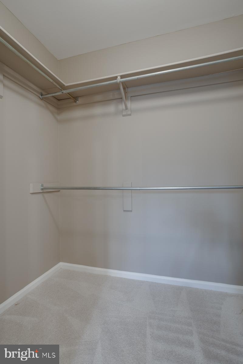 LAKEWOOD HILLS - Residential