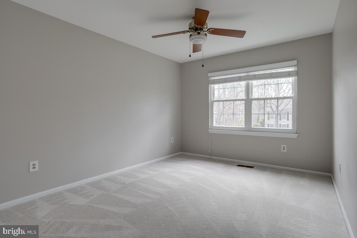 LAKEWOOD HILLS - Residential