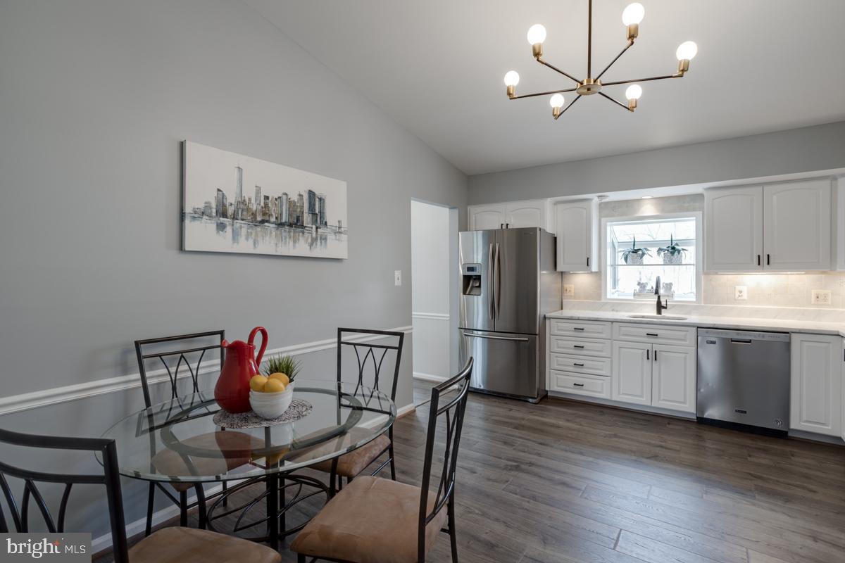 LAKEWOOD HILLS - Residential