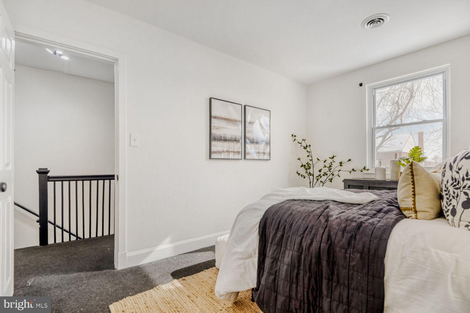 OLD DUNDALK - Residential