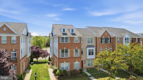 Townhouse For Sale - 23149 Flora Mure Drive<br/> Loudoun County, ASHBURN, VA 20148