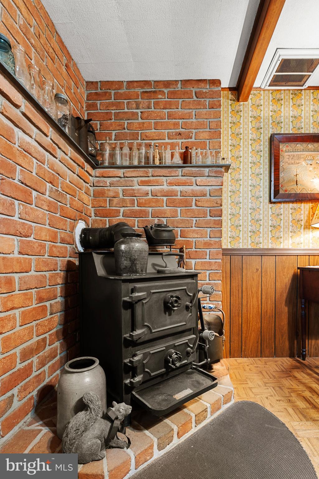 EAST DONEGAL TWP - Residential