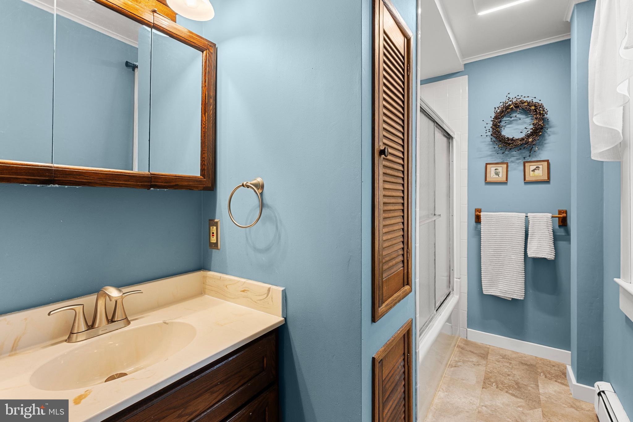 EAST DONEGAL TWP - Residential