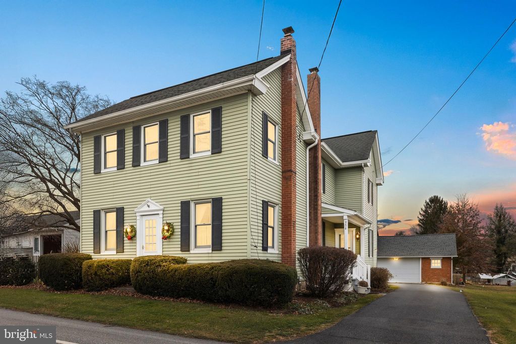 Photo of 954 Anderson Ferry Road, MOUNT JOY, PA 17552 (MLS # PALA2081984)