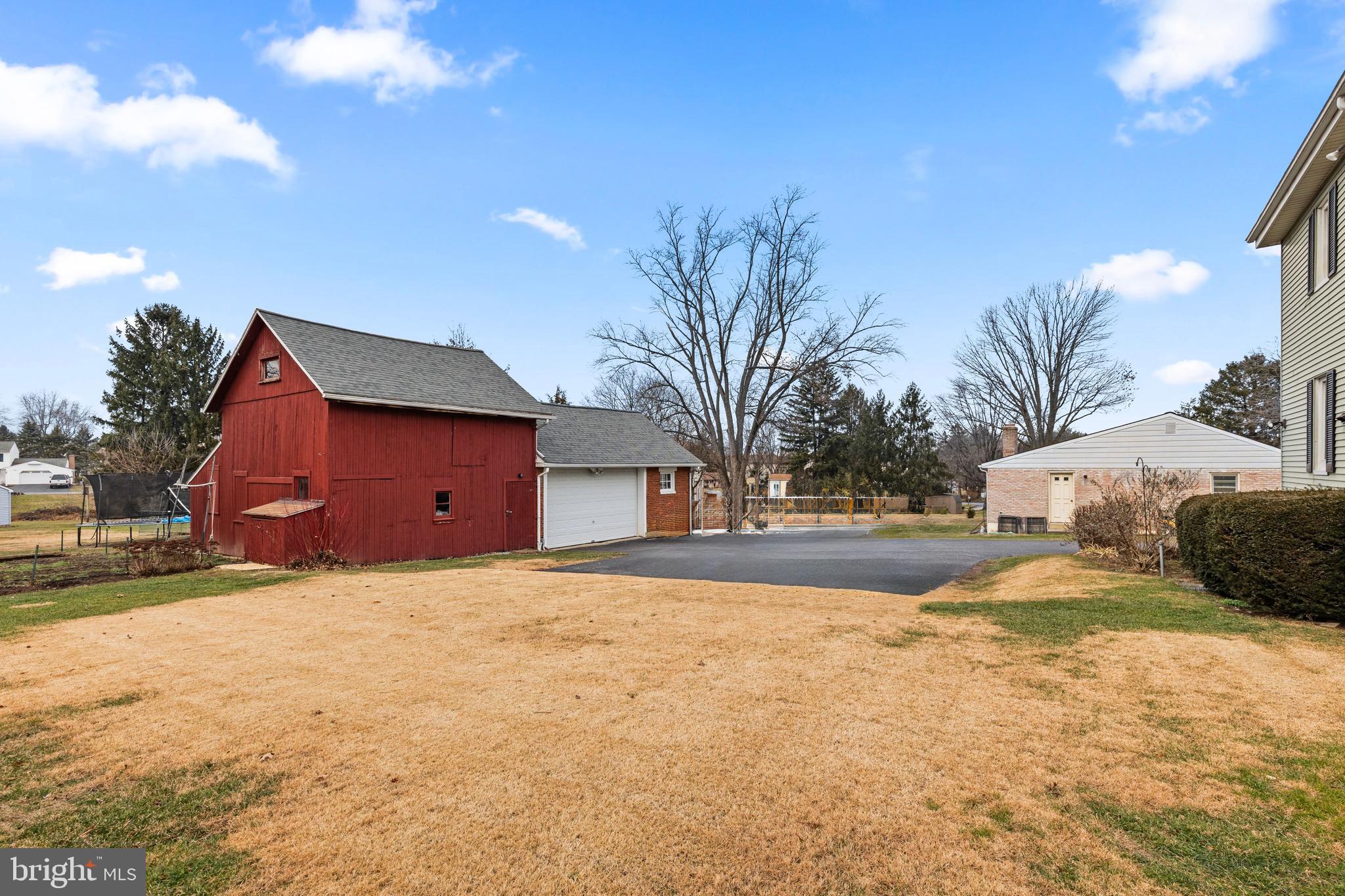 EAST DONEGAL TWP - Residential