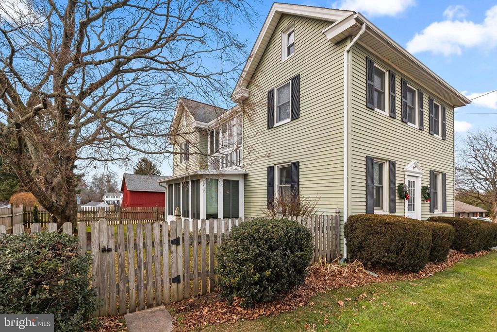 Photo of 954 Anderson Ferry Road, MOUNT JOY, PA 17552 (MLS # PALA2081984)