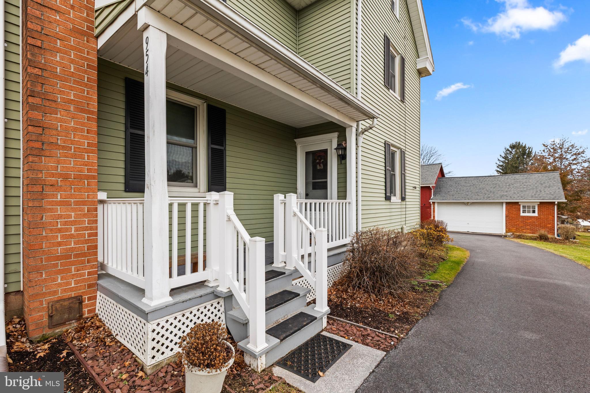 EAST DONEGAL TWP - Residential