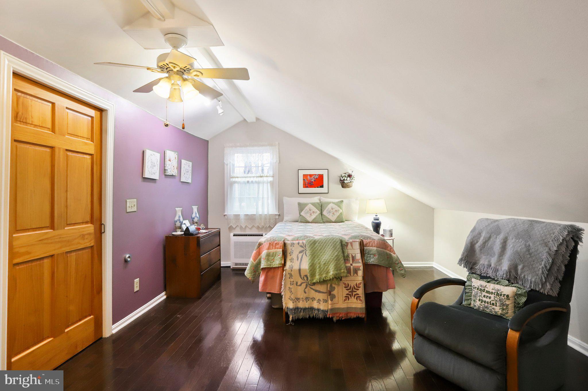 HONEYWOOD ON THE POTOMAC - Residential