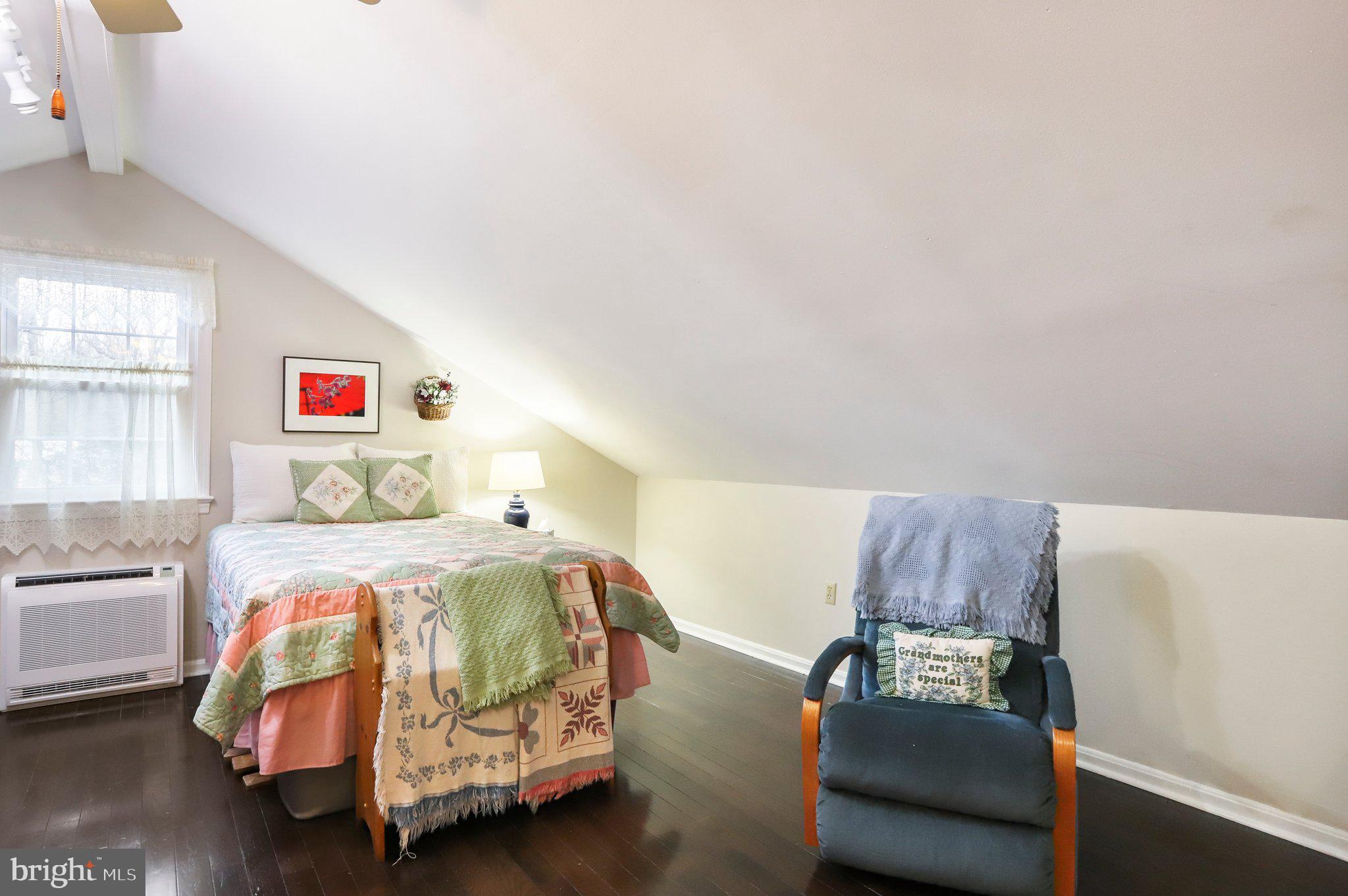 HONEYWOOD ON THE POTOMAC - Residential