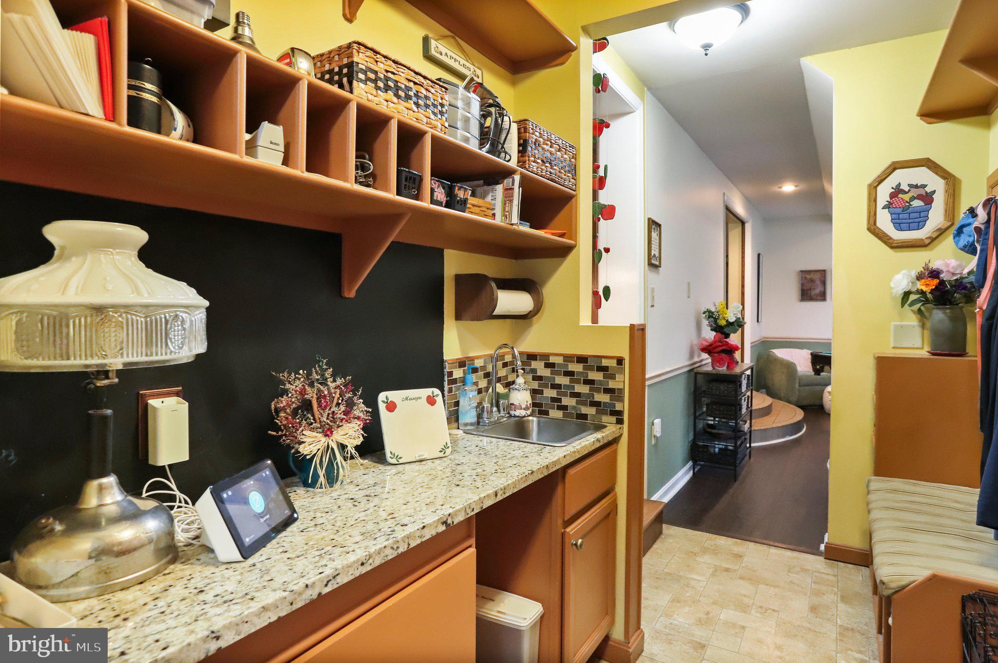 HONEYWOOD ON THE POTOMAC - Residential