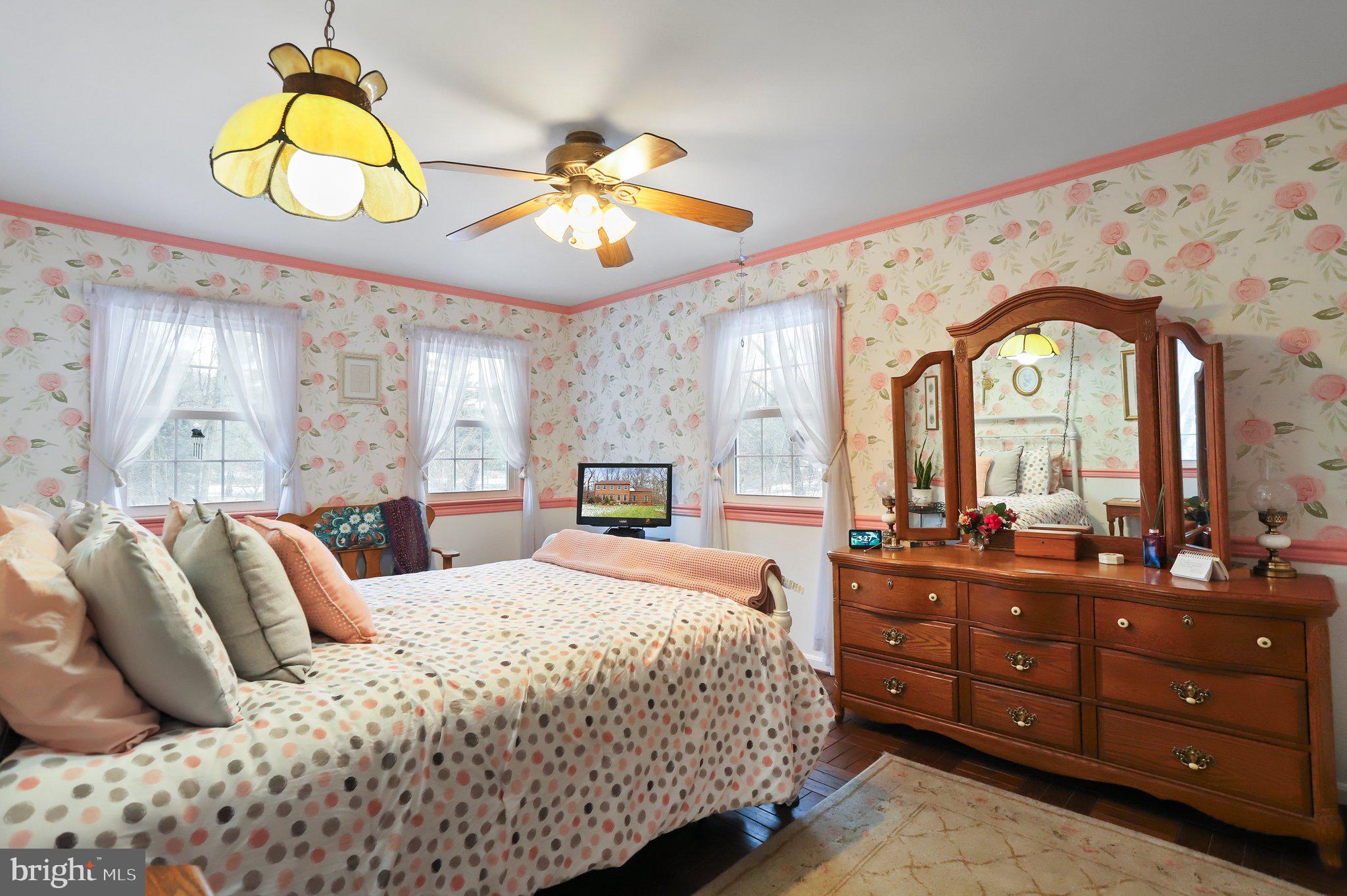 HONEYWOOD ON THE POTOMAC - Residential