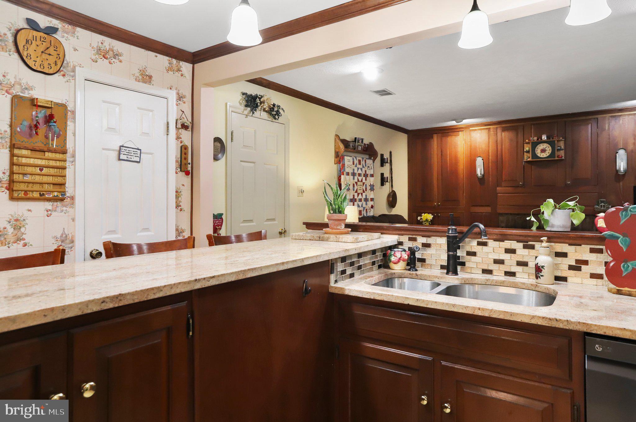 HONEYWOOD ON THE POTOMAC - Residential