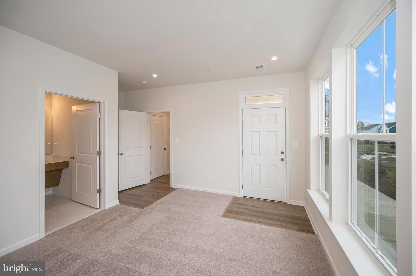 EMBREY MILL - Residential Lease