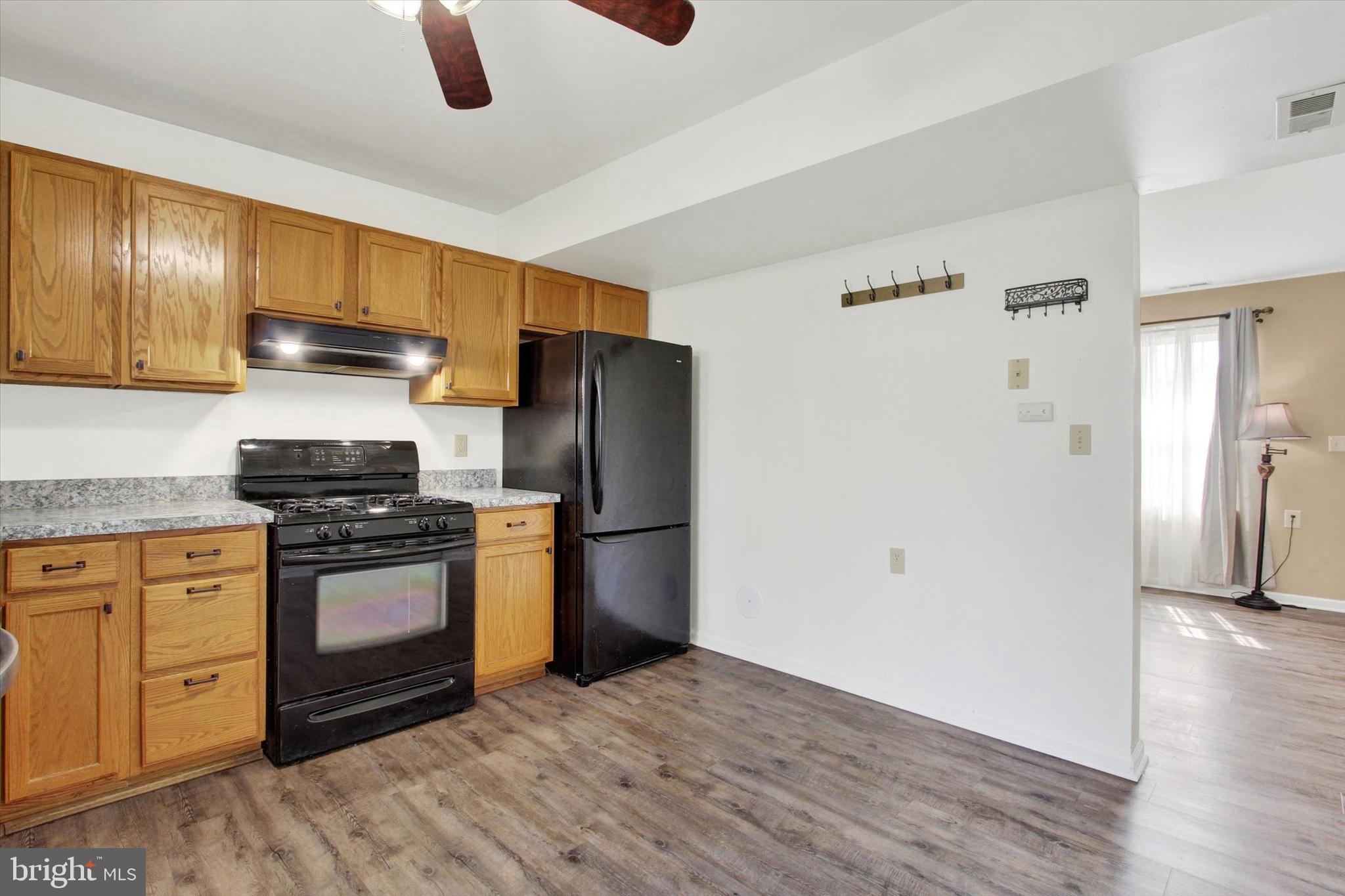 PLUM CREEK VILLAGE - Residential