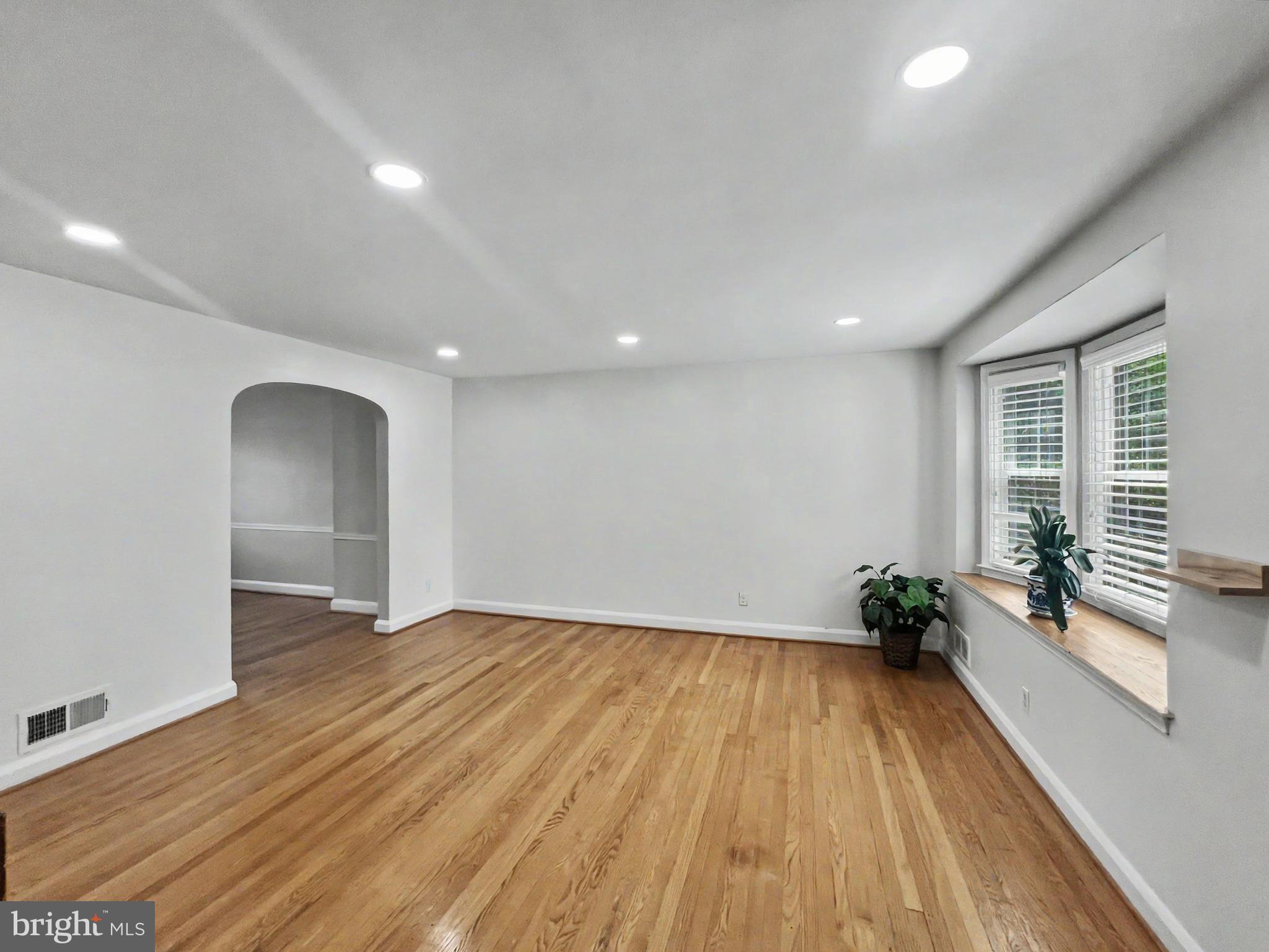 210 STEVENSON LANE