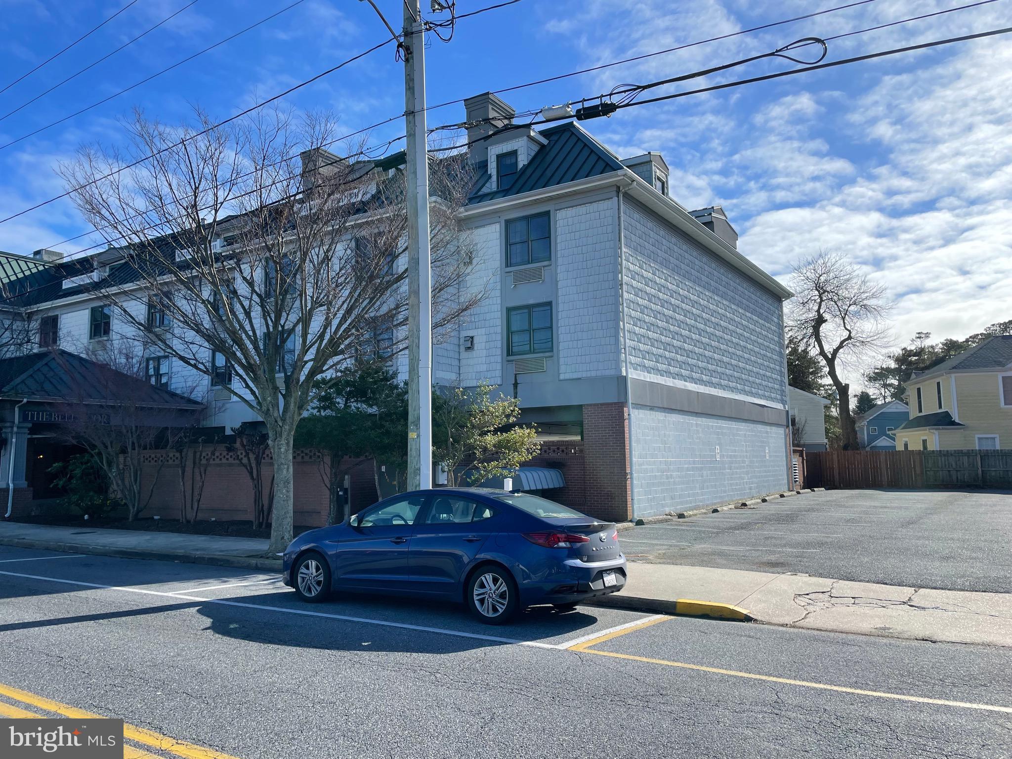 10 CHRISTIAN STREET