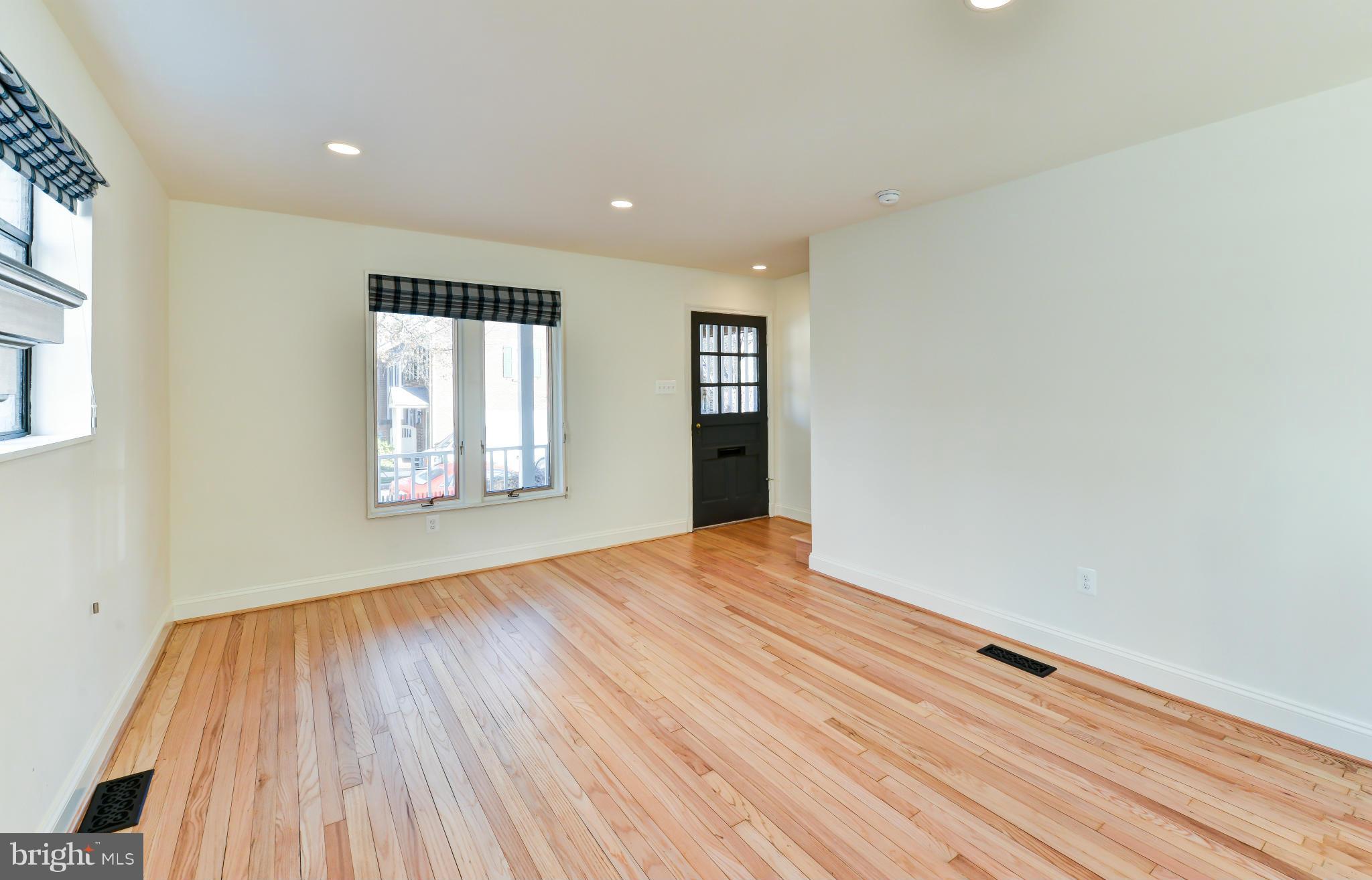 VIRGINIA VILLAGE - Residential