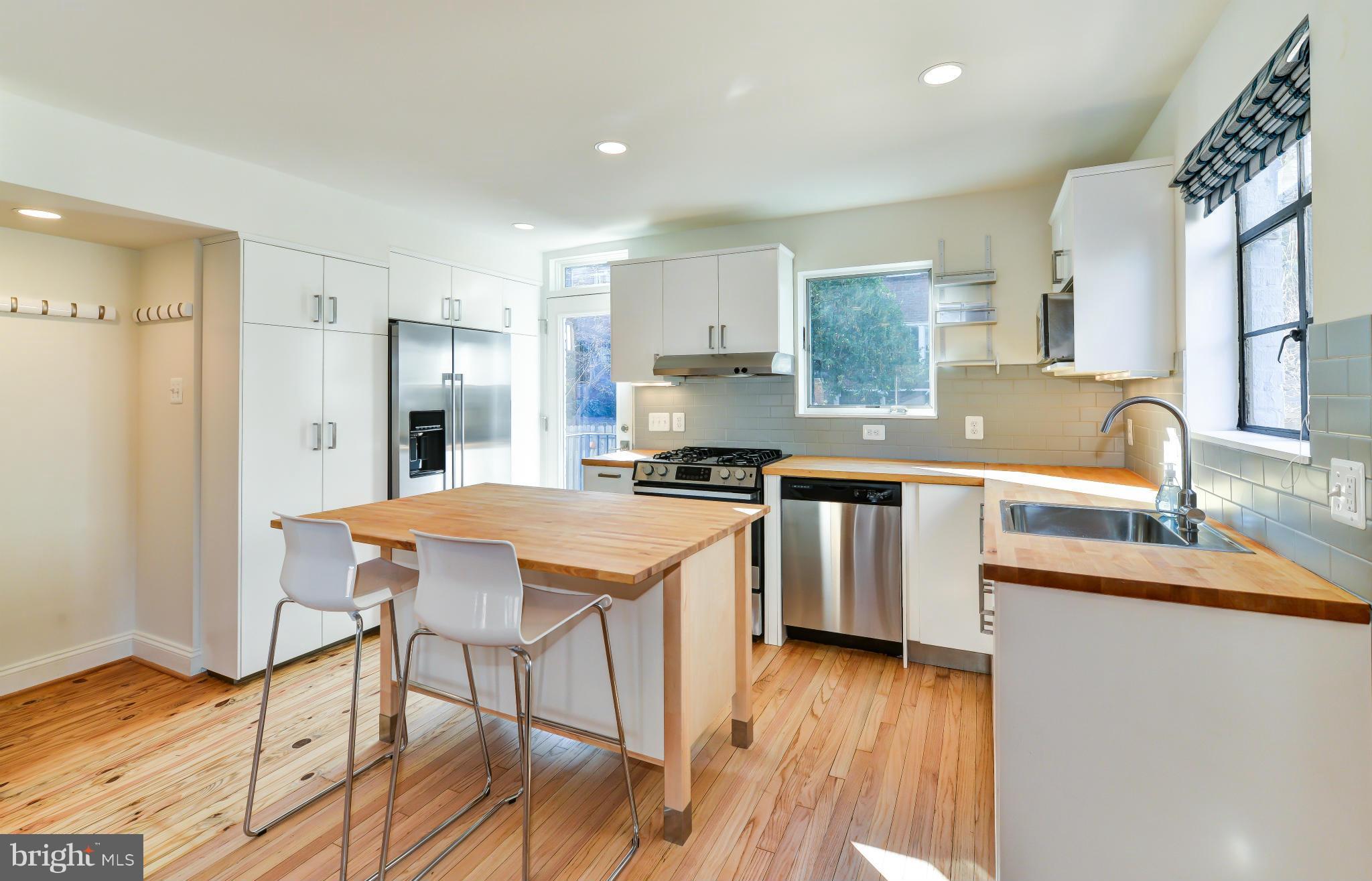 VIRGINIA VILLAGE - Residential