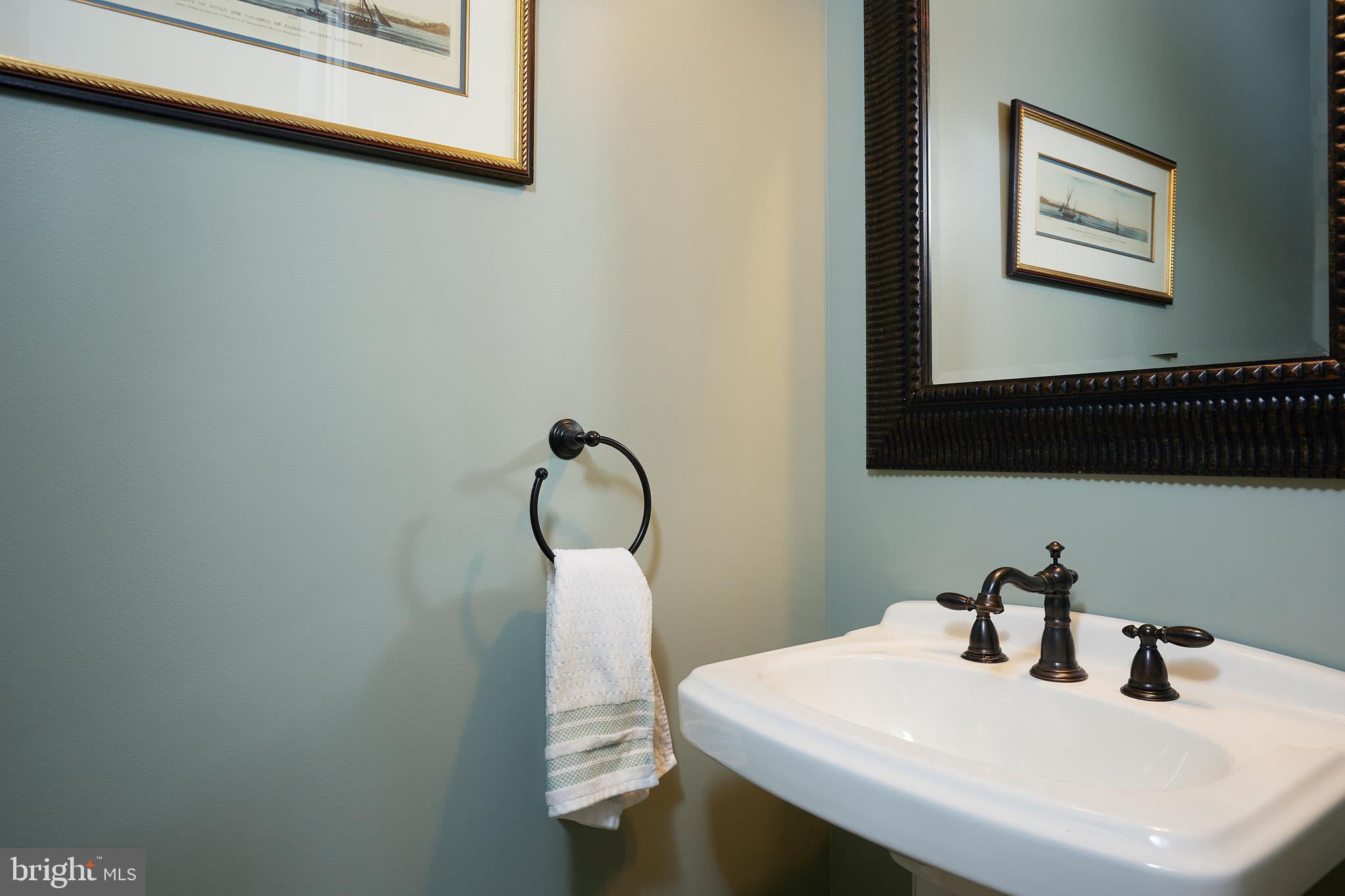 LIGON KNOLLS - Residential