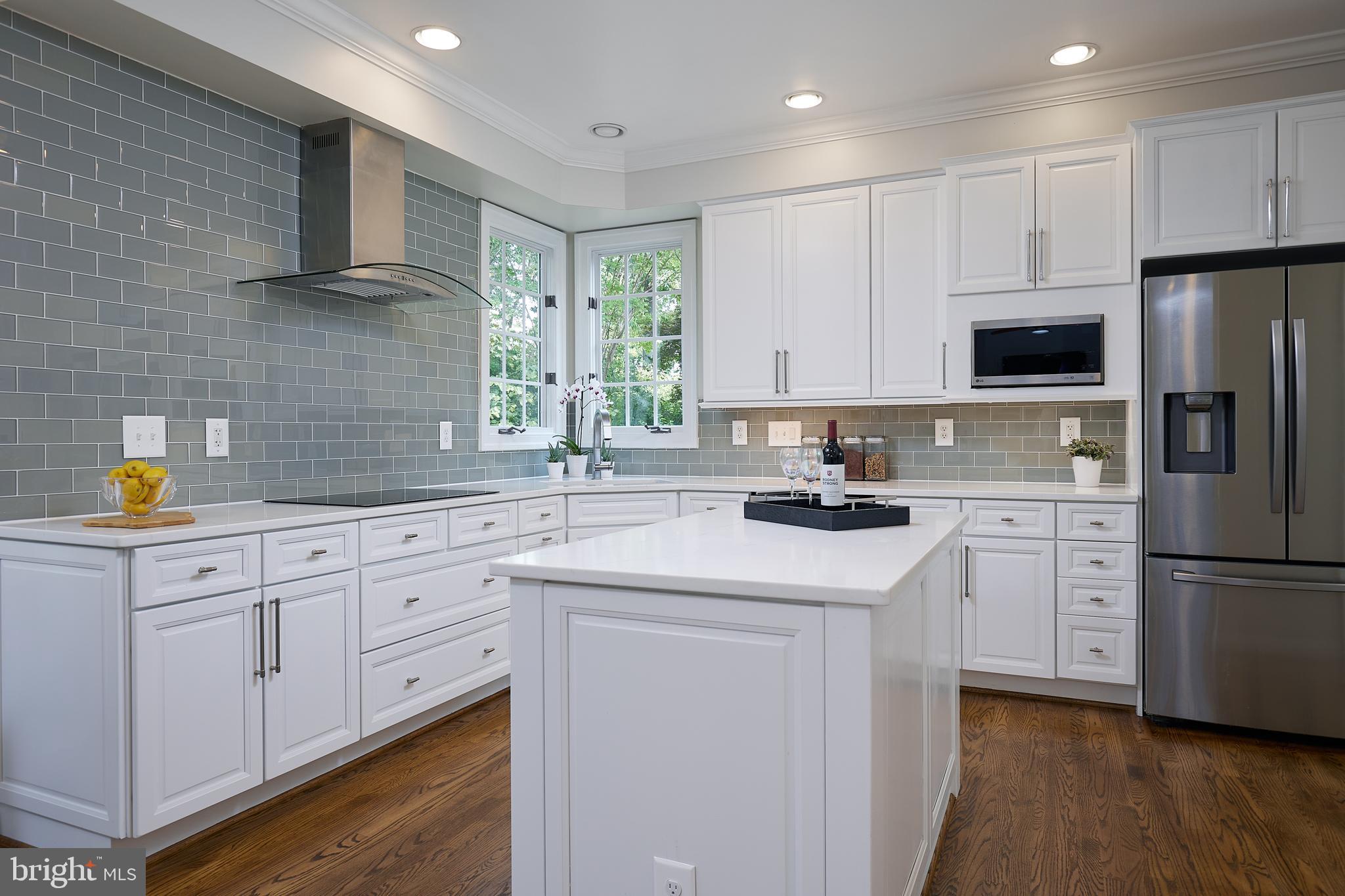 LIGON KNOLLS - Residential