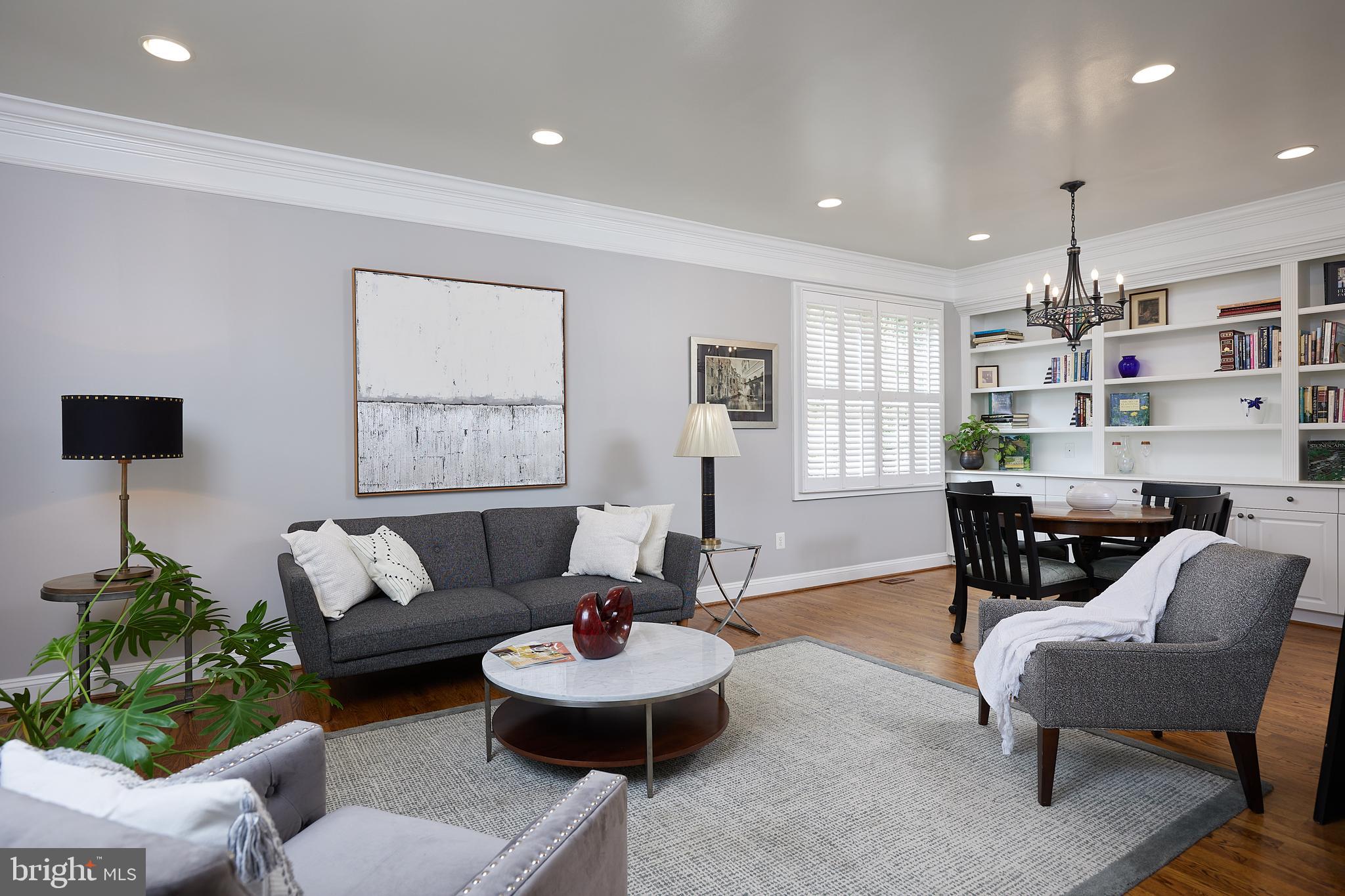 LIGON KNOLLS - Residential