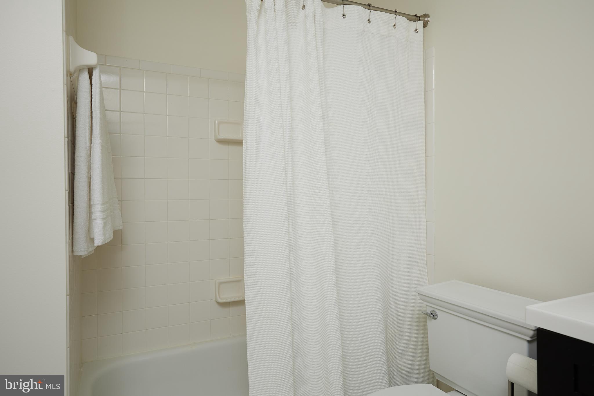 LIGON KNOLLS - Residential