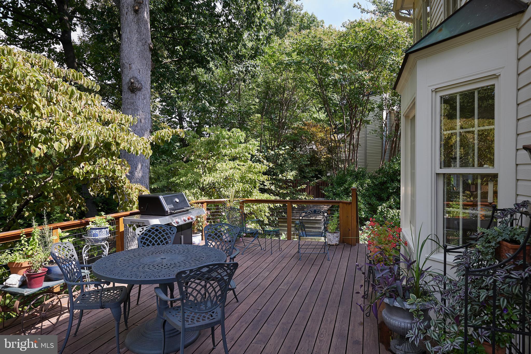 LIGON KNOLLS - Residential