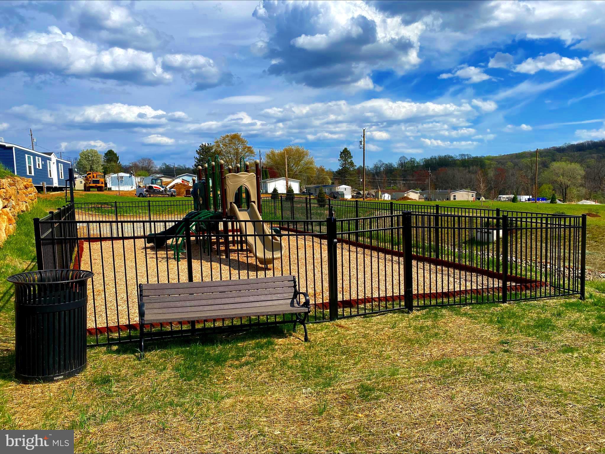 KEYSTONE QUARTERS - Residential