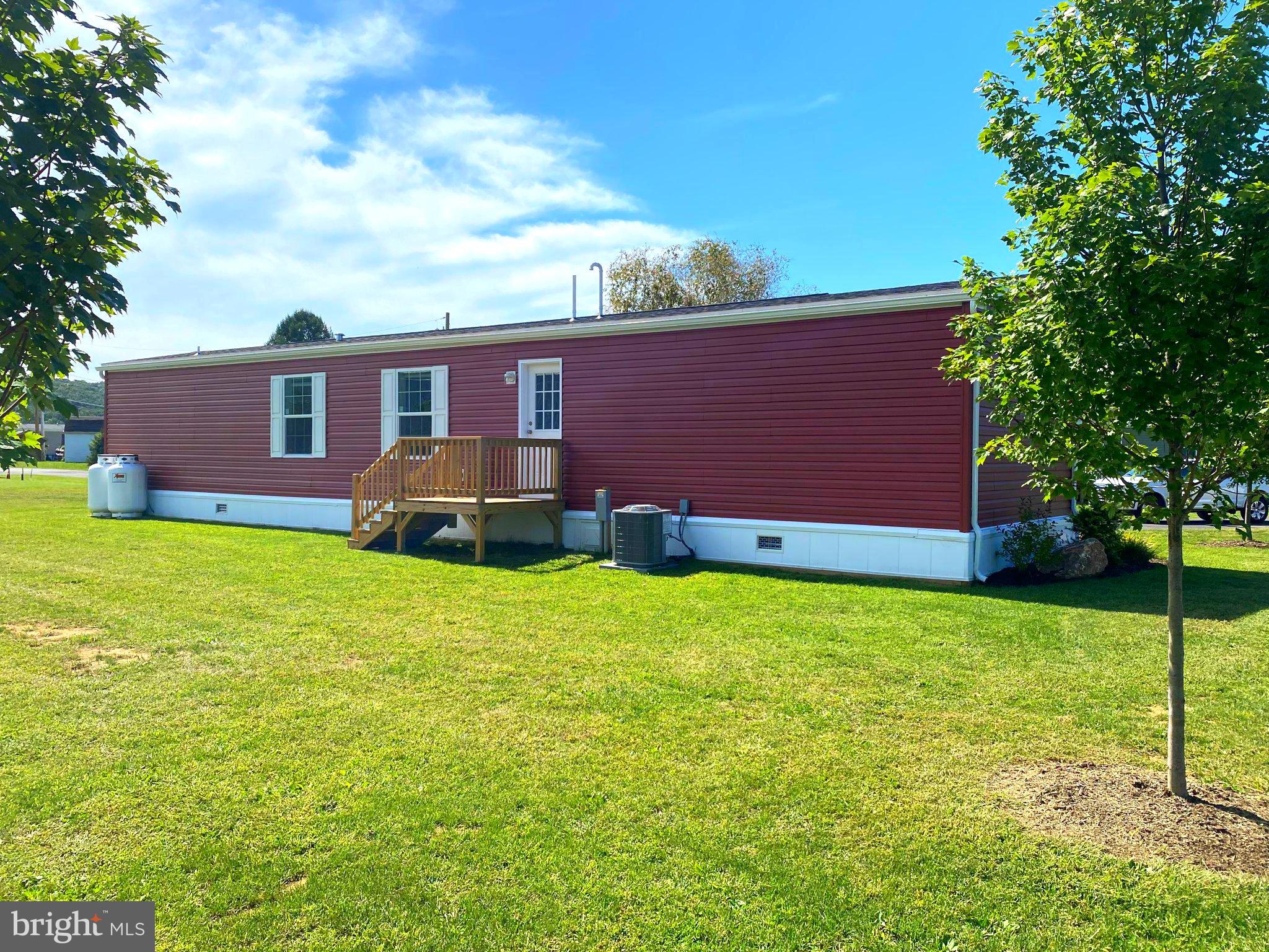 GUNNER LANE LOT 70