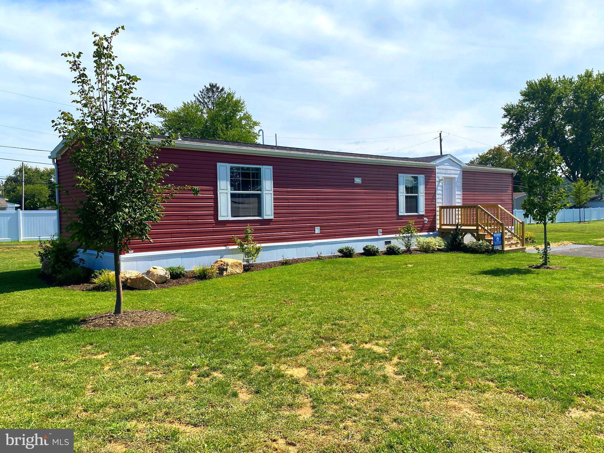 GUNNER LANE LOT 70