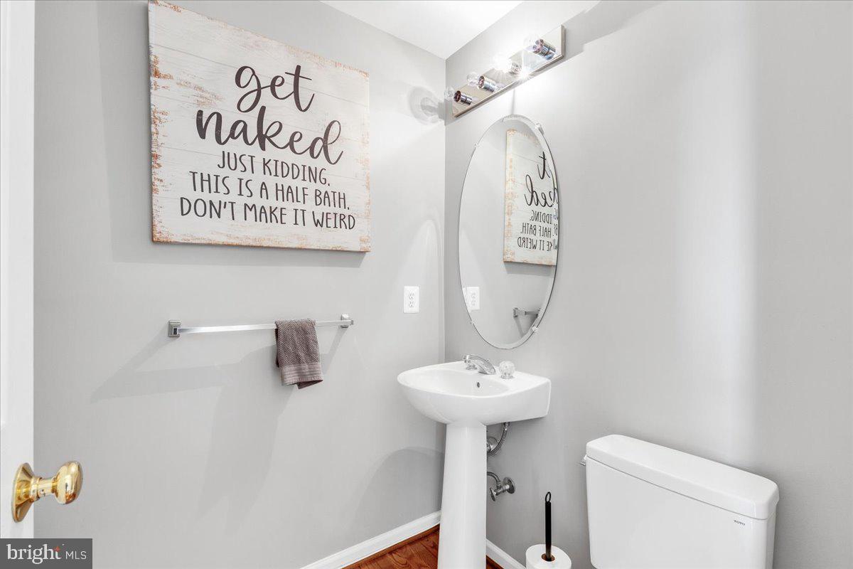 BELMONT LAND BAY - Residential Lease