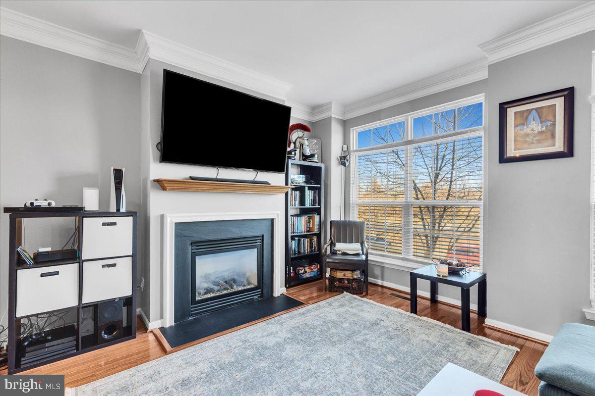 BELMONT LAND BAY - Residential Lease