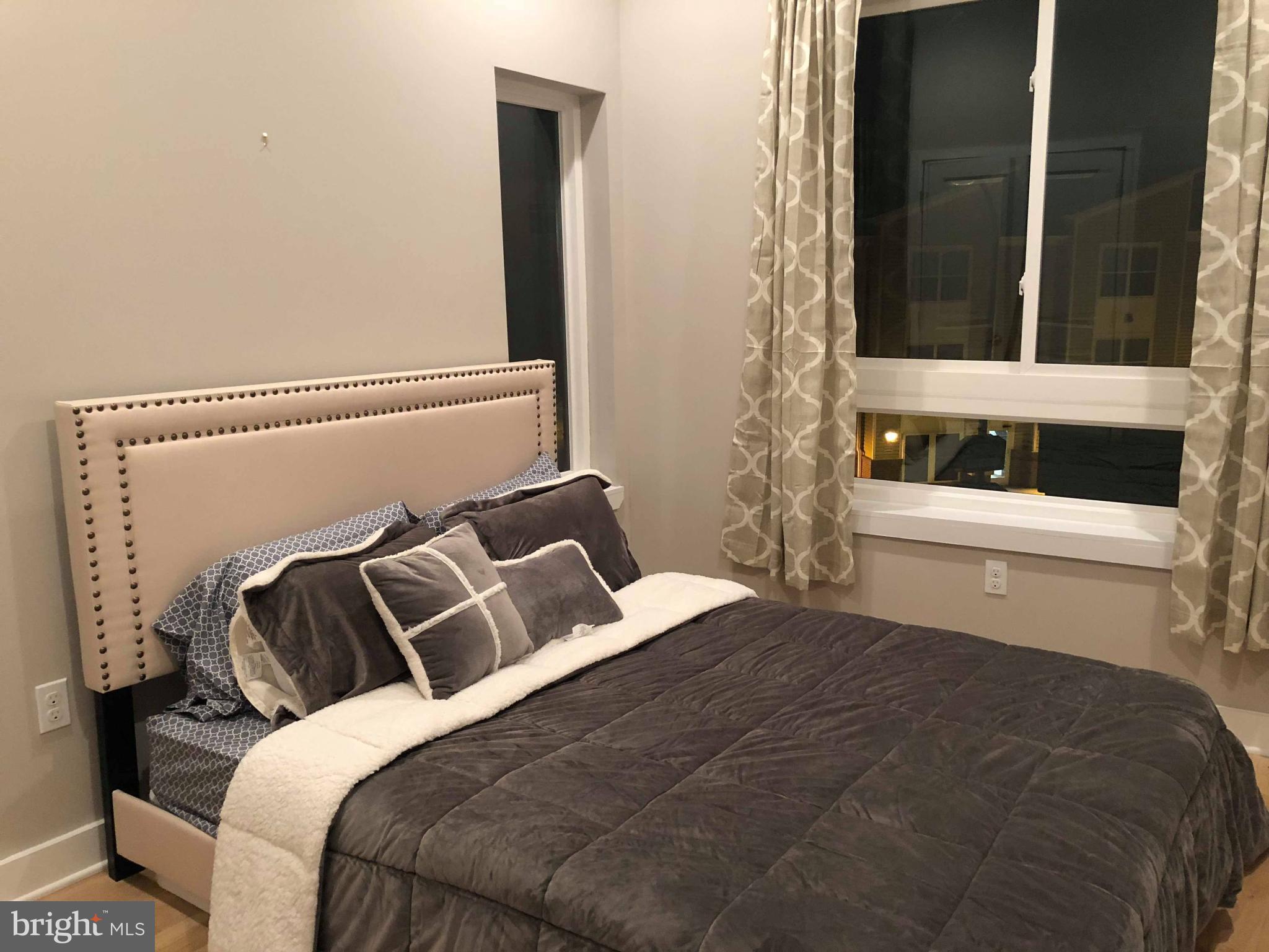 FRANCISVILLE - Residential