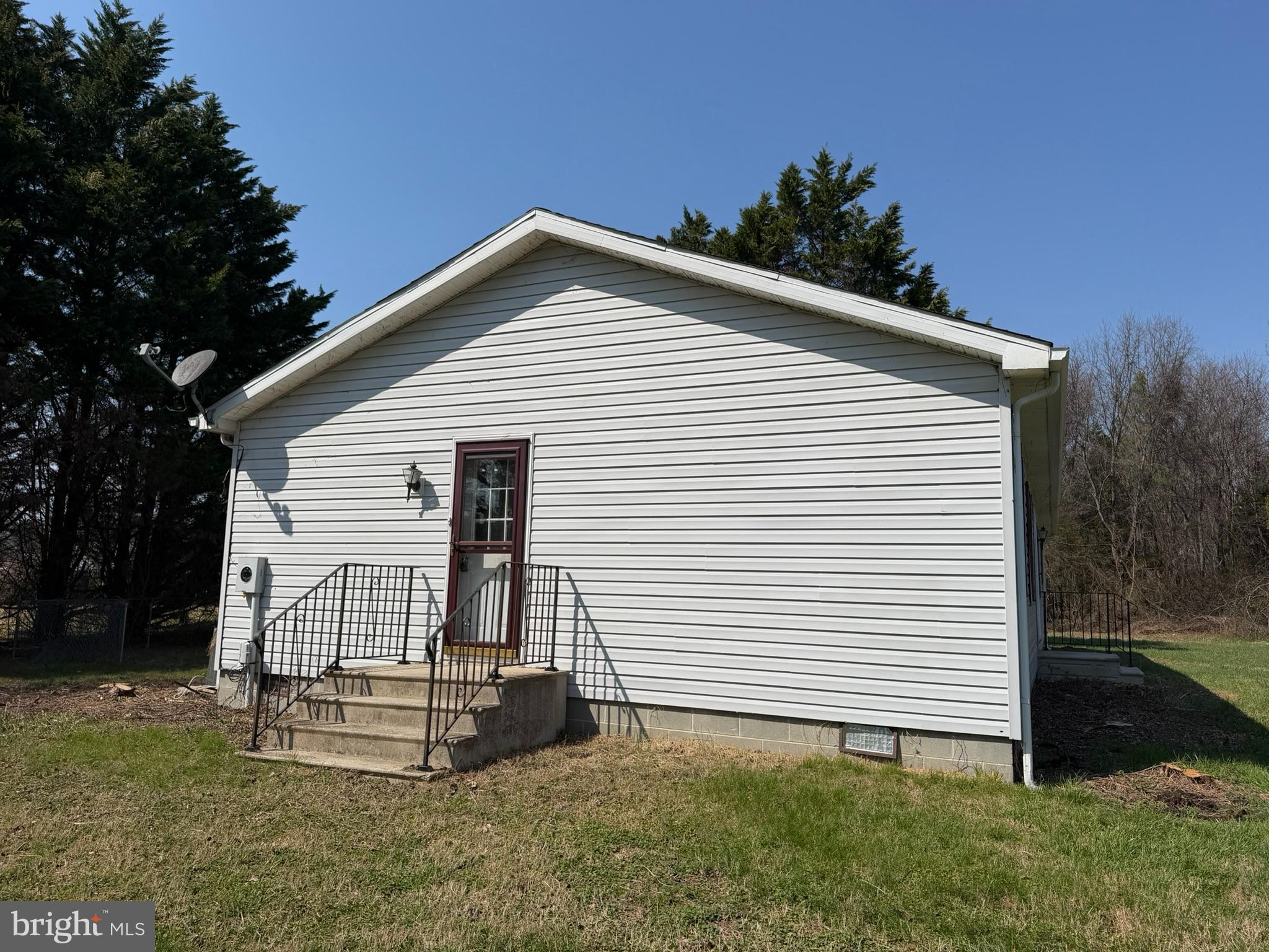 261 ANDREWS LAKE ROAD