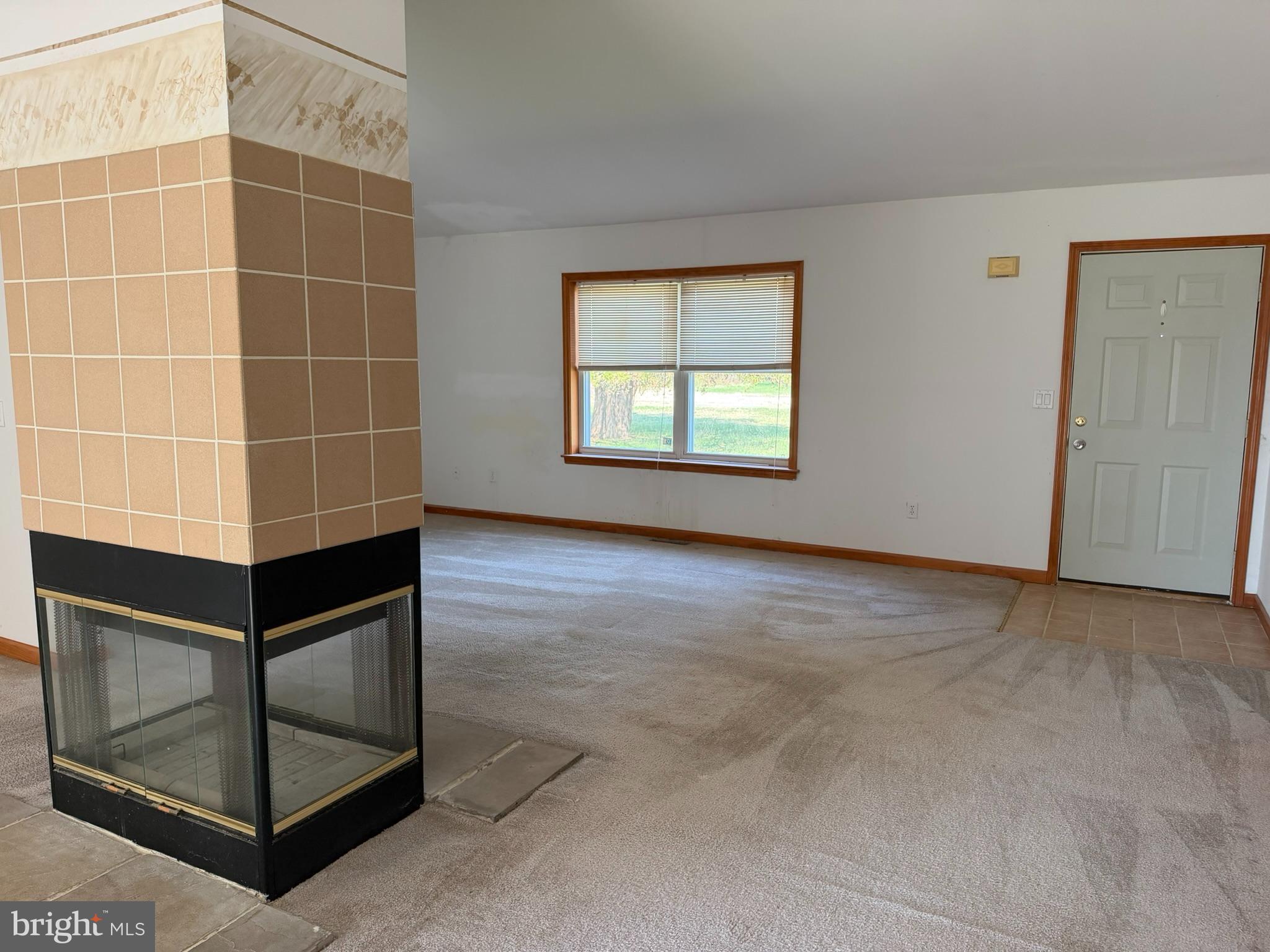 LONESOME DOVE SOUT - Residential