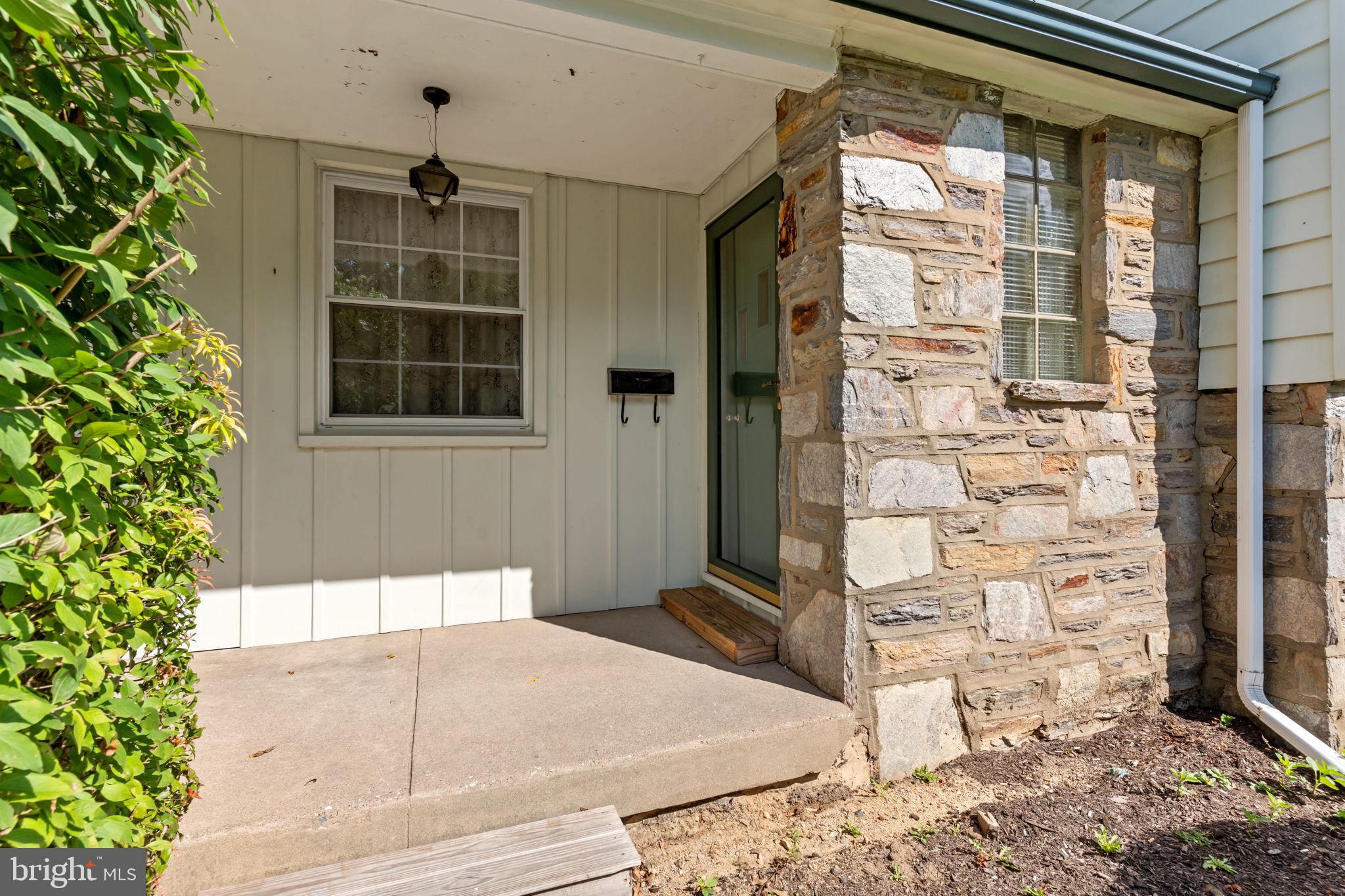 326 WINDING WAY