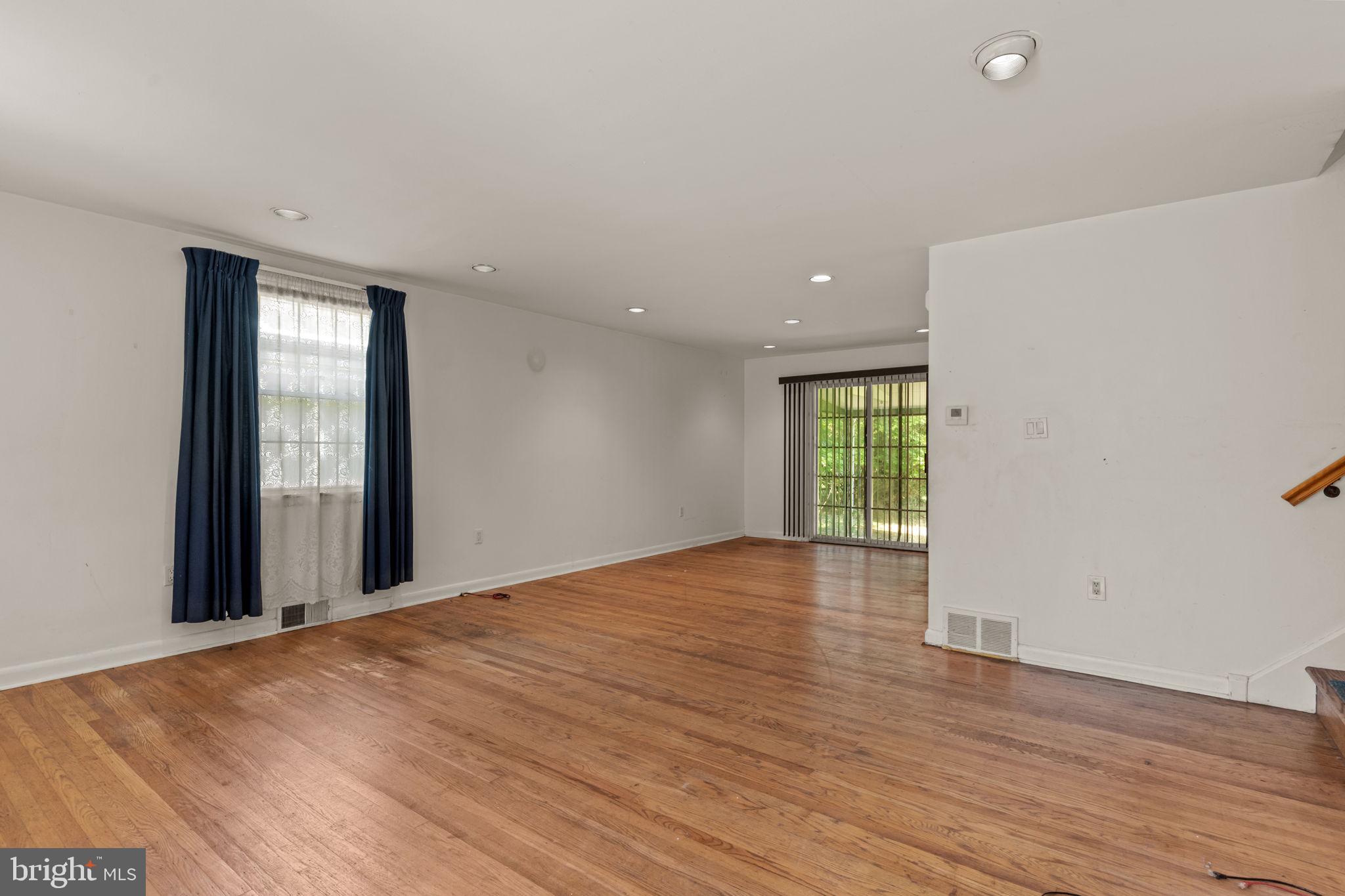 326 WINDING WAY