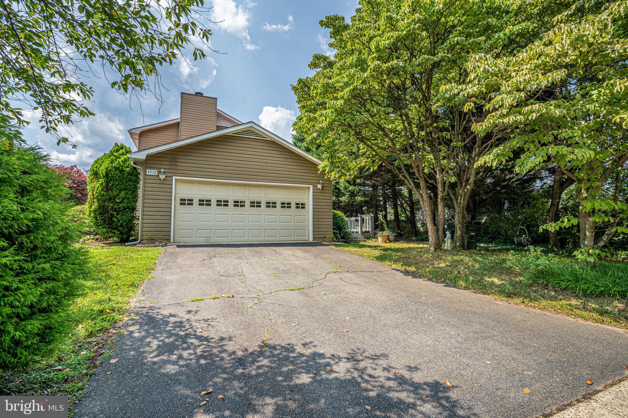 4978 DEQUINCEY DRIVE