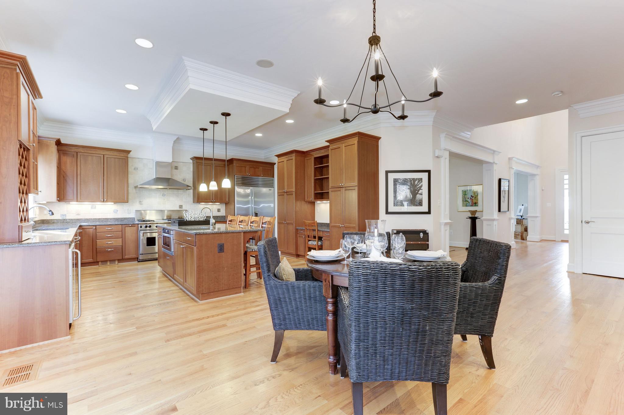 SALONA VILLAGE - Residential