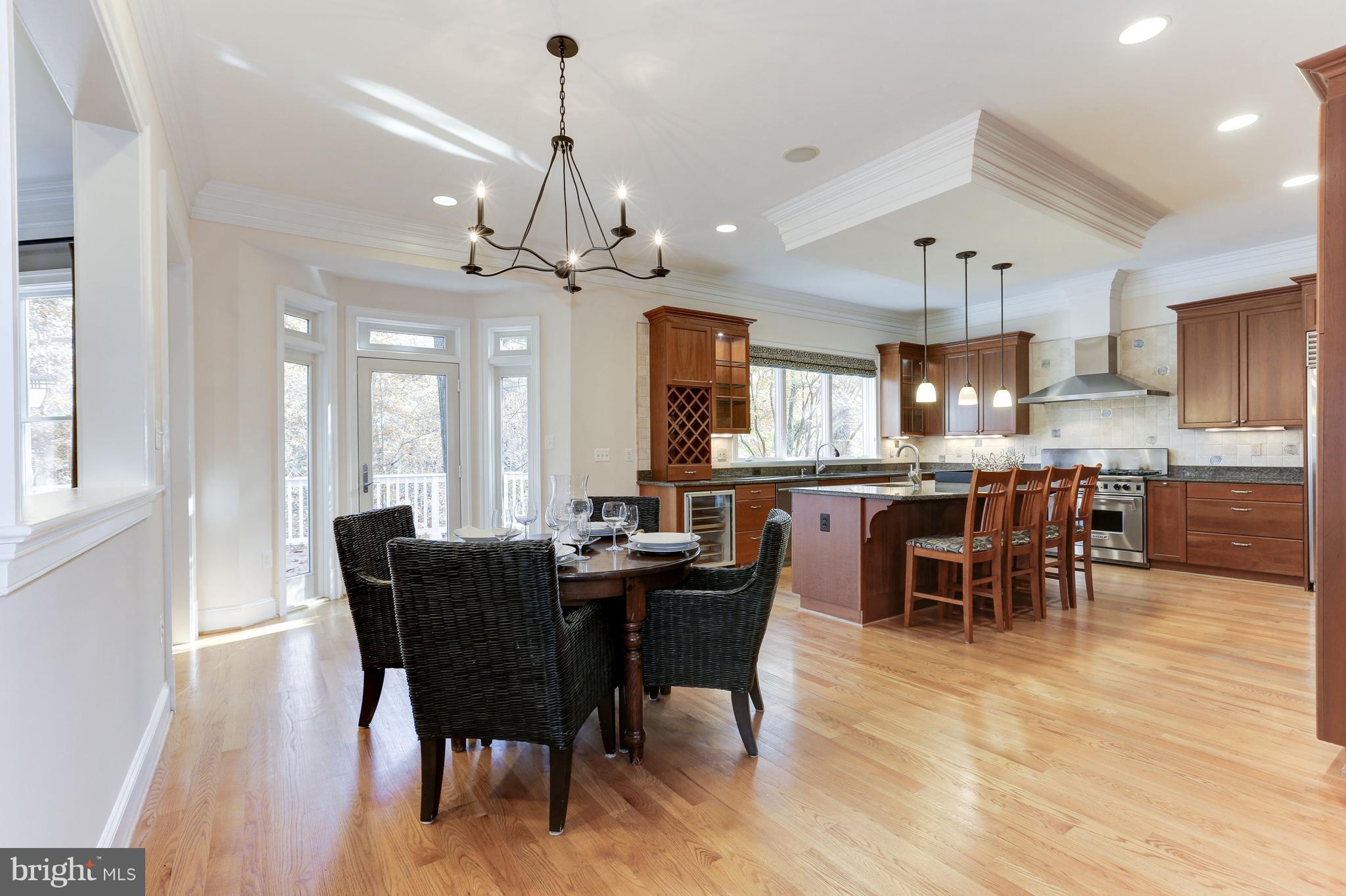 SALONA VILLAGE - Residential