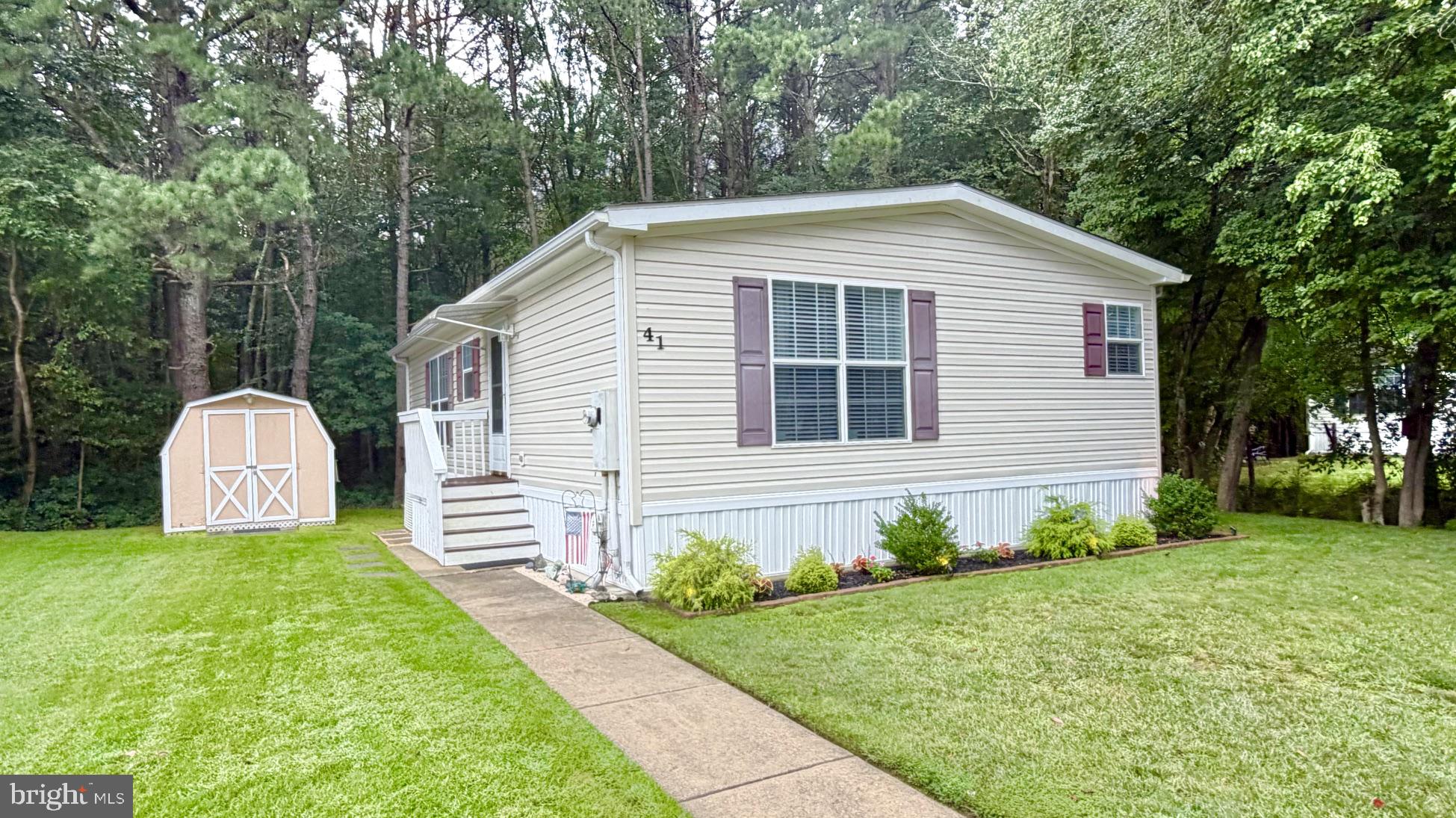 41 SHENANDOAH DRIVE