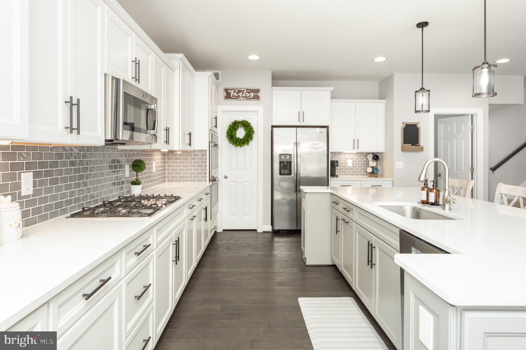 THE RESERVES AT LEELAND STATION - Residential