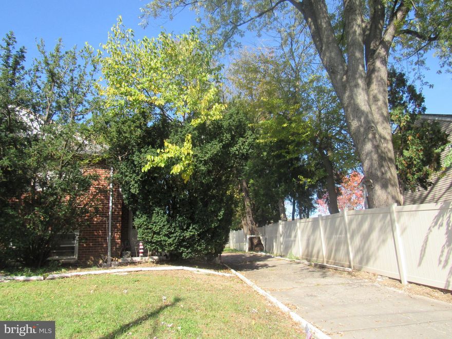 Welcome home to 2902 Nestor Rd that is located in beautiful Northeast Philadelphia..    This is single family home with a basement and a large fenced in backyard..     The main floor has the kitchen, dining room and living room  it also contains 3 bedrooms and 2 full bathrooms..    Downstairs is a large unfinished basement with a half bath and the laundry area...   If you're looking for parking this home  has an attached 2 car garage and a full length driveway that fits up to 6 cars easy..    The long time owner  has had the electric upgraded a few years ago but the home could use some general updating..     The home is being sold in As is condition and is priced to sell..    Schedule your private tour today...