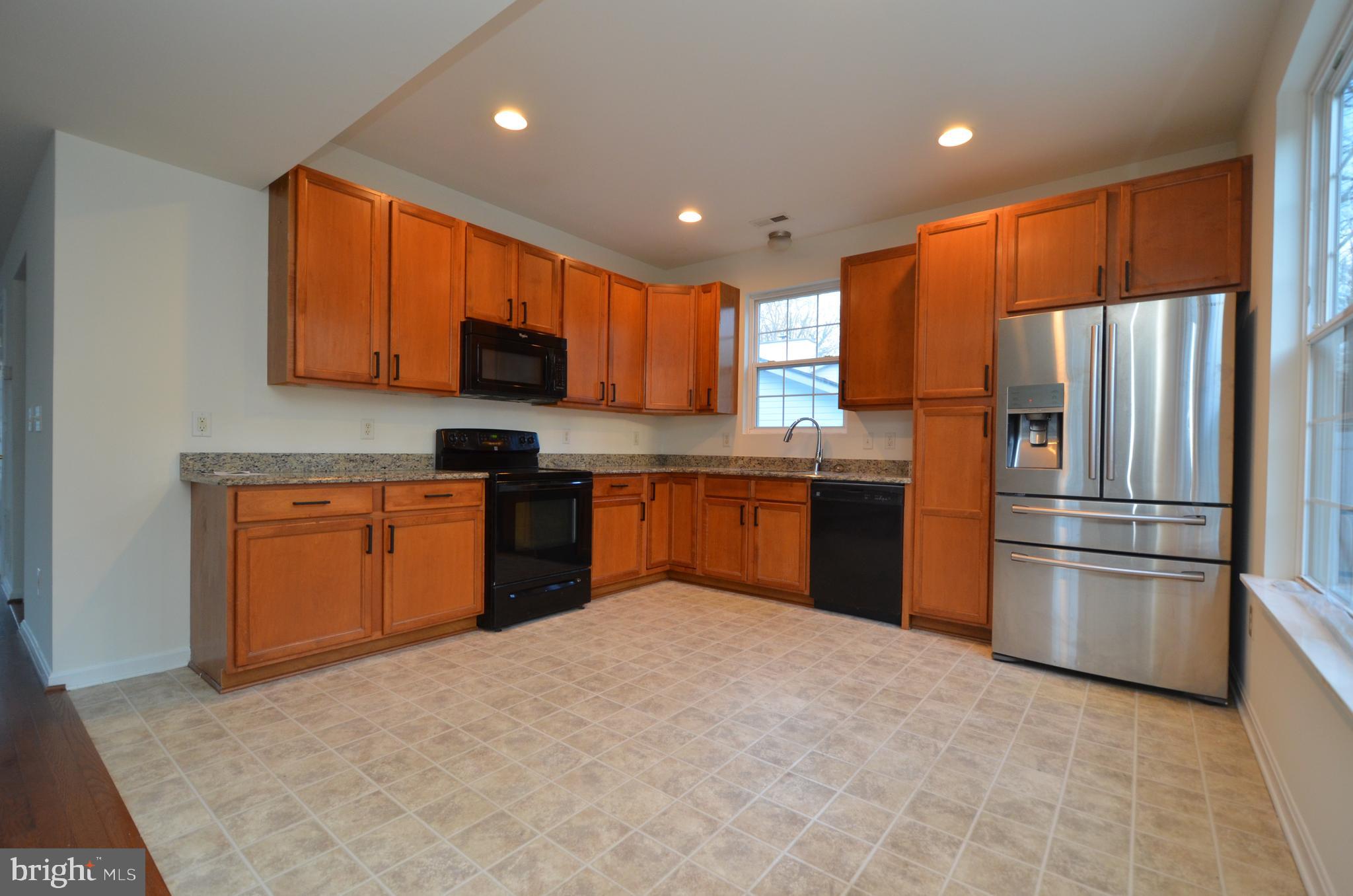 SELBY ON THE BAY - Residential