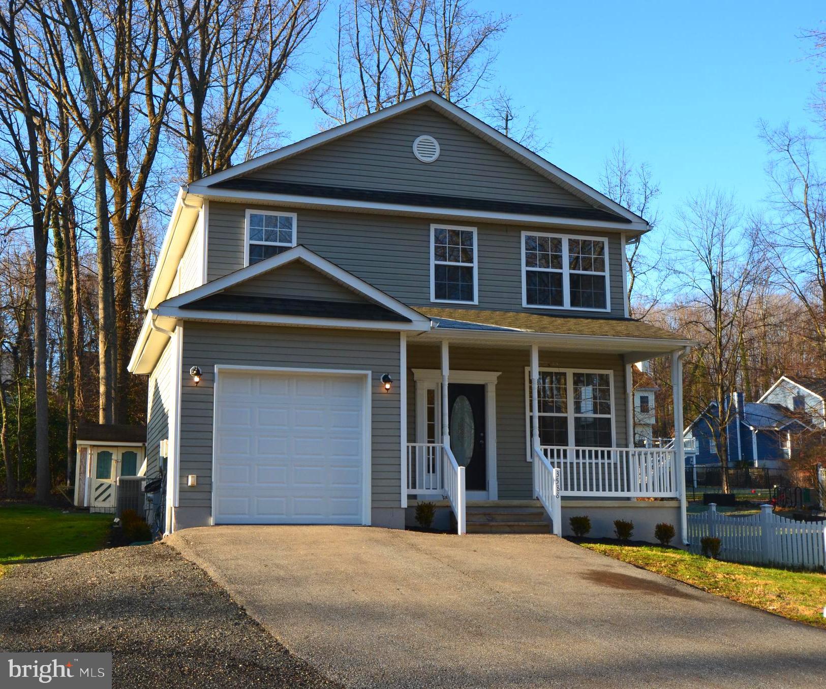 SELBY ON THE BAY - Residential